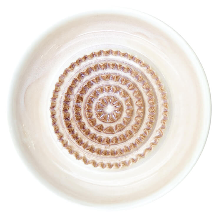 Round garlic grater plate - Light brown