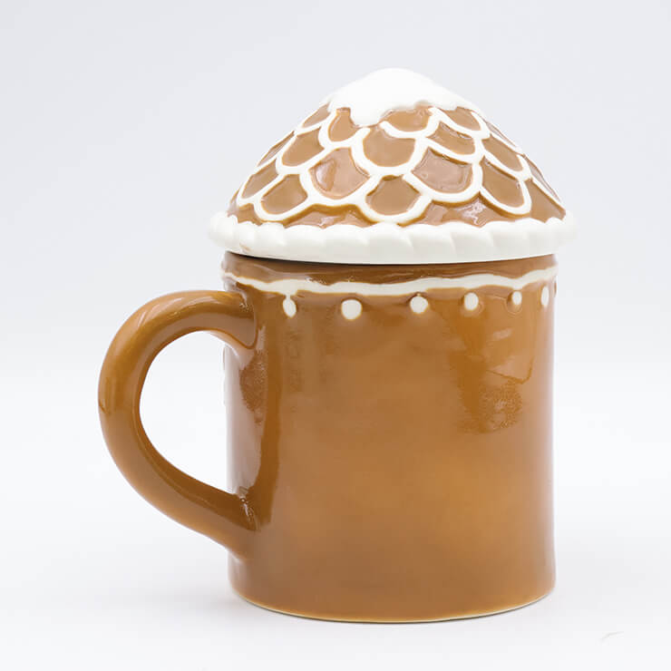 Christmas gingerbread house mug with lid
