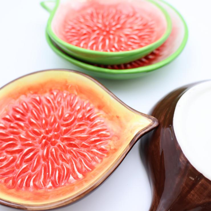 Red Fig Slice Ceramic Grinder Plate