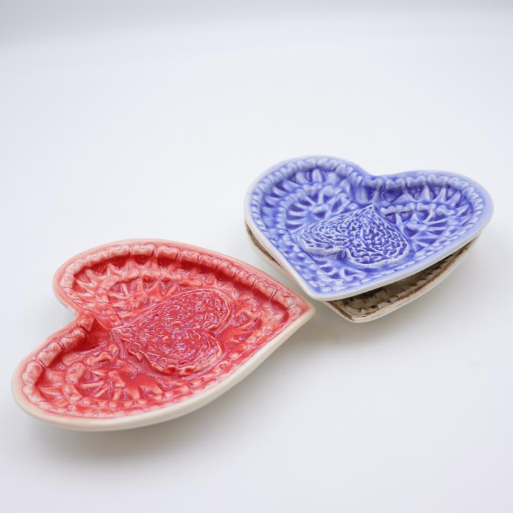 Red Heart Embossed Ceramic Grinder Plate