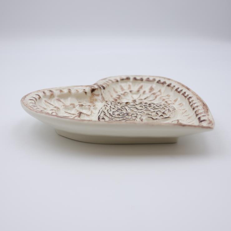 Beige Heart Embossed Ceramic Grinder Plate