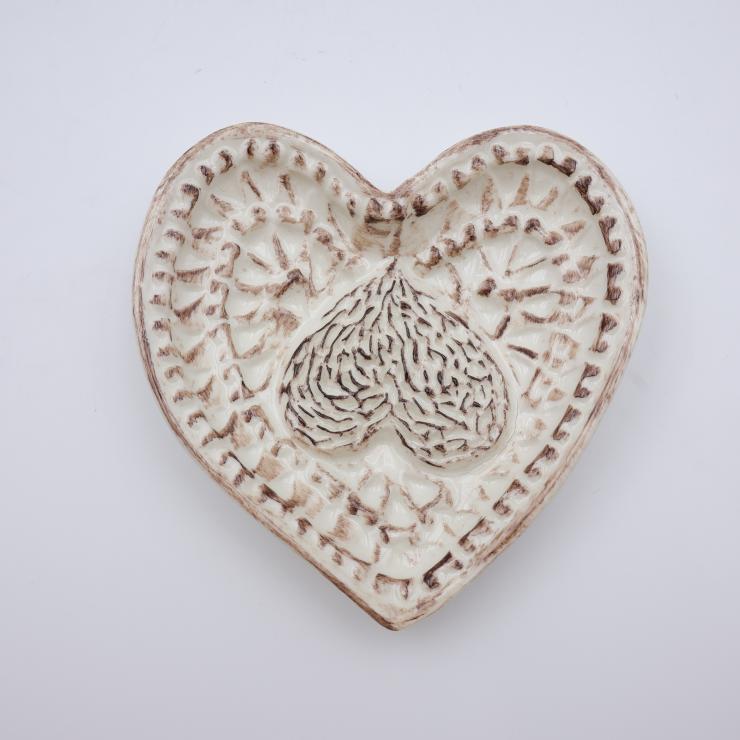 Beige Heart Embossed Ceramic Grinder Plate