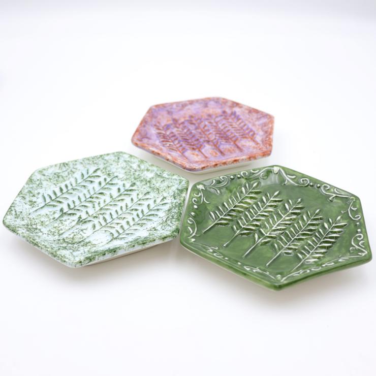 Green Fern Leaf Hexagon Ceramic Grater Plate